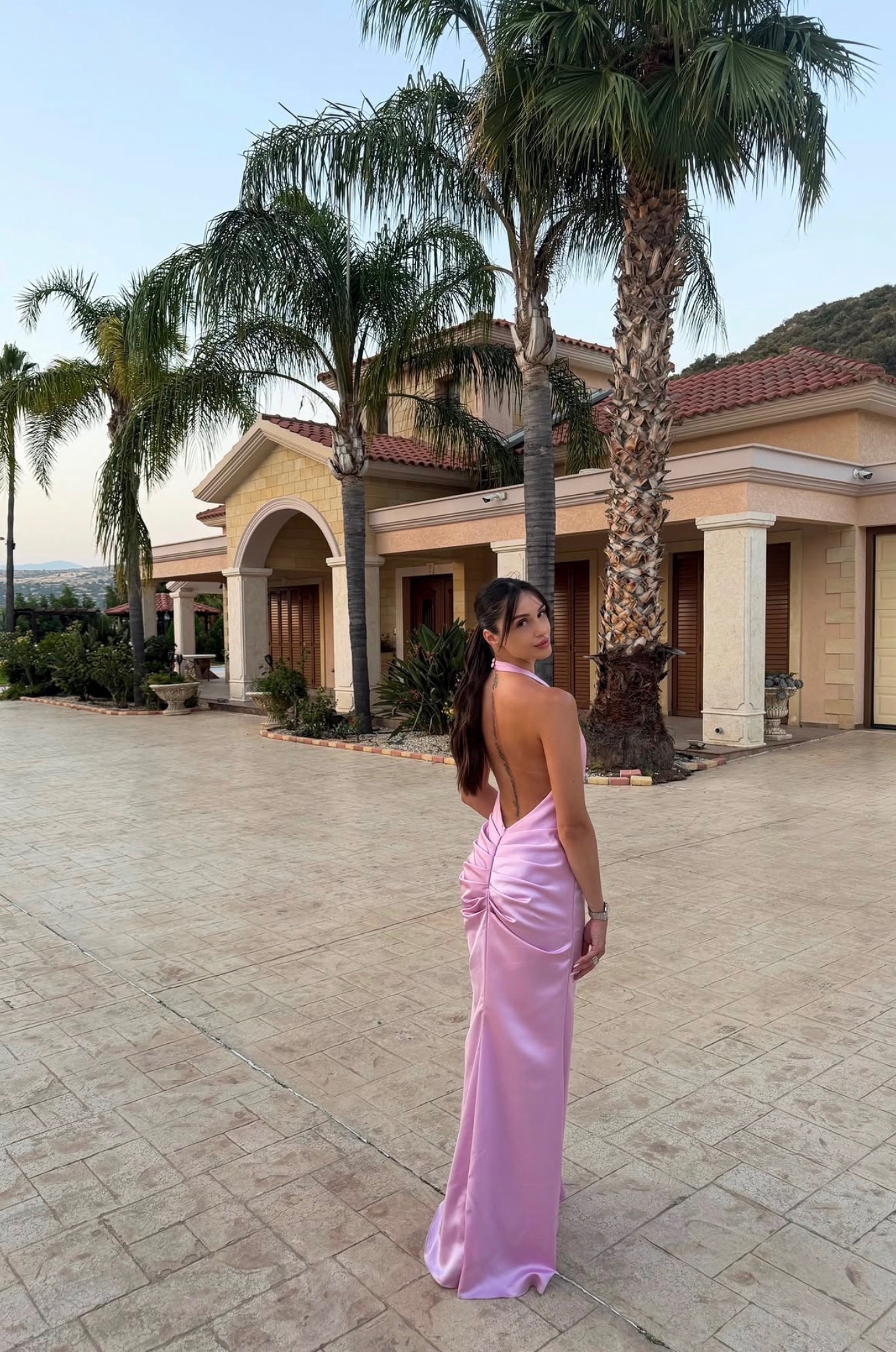 Screenshot Venetia dress - Image 1